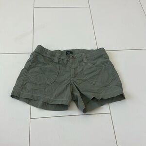 KUHL girls Green Short hiking size 12 adjustable
